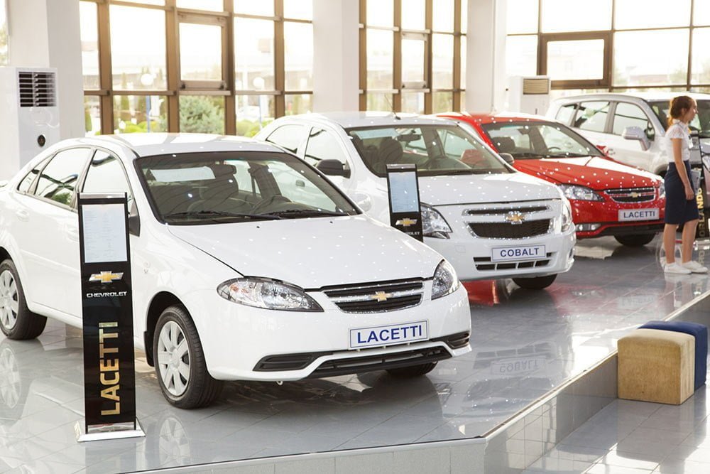 Автосалоны UzAuto Motors (GM Uzbekistan) прекратили выдачу машин