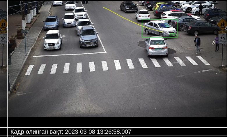 Выезд на встречную полосу, зафиксированный системой камер СИМ Пульсар