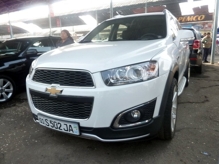 Chevrolet Captiva (переделанная в Captiva 3), год выпуска: 2008; Пробег: 183 000 км.<br />Цена: 114 800 000 сумов.