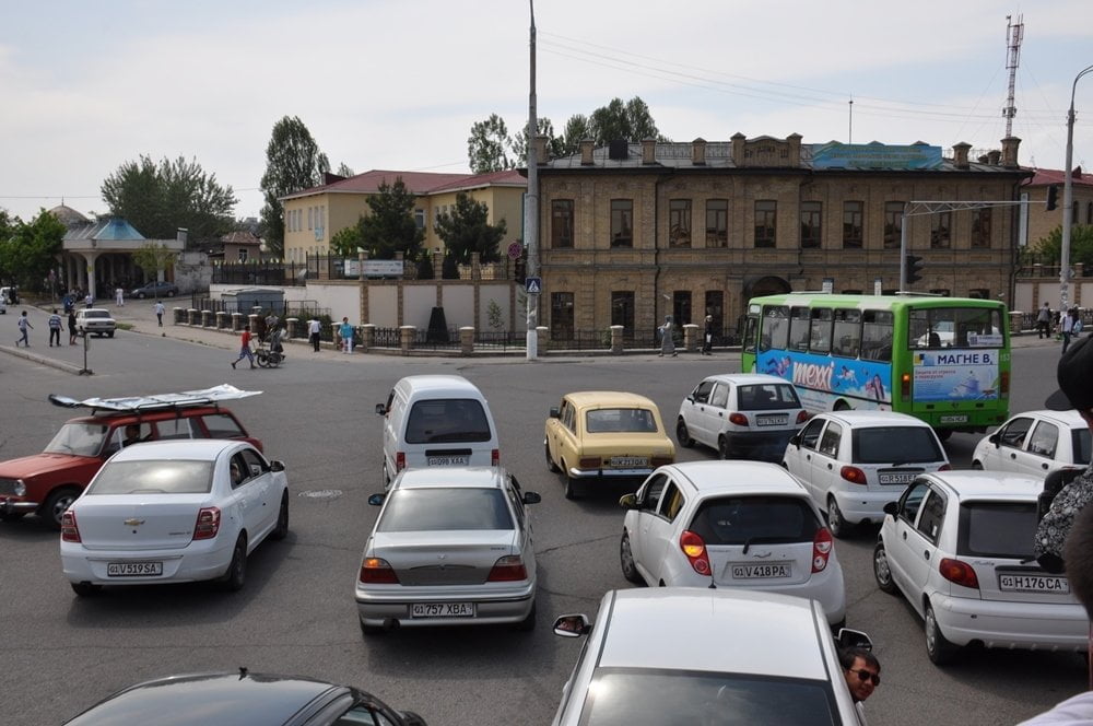 Пробка и Бардак на дороге в Ташкенте