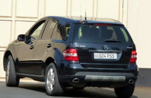 Mercedes-Benz M-Klasse Службы безопасности президента Узбекистана с номером PSS
