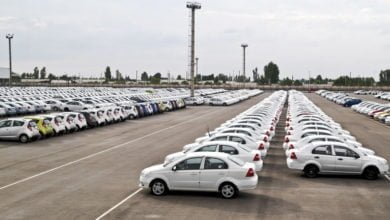 GM Uzbekistan открыла гигантский автосалон в Ташкенте GM Uzbekistan автосалон торговая площадка под открытым небом на сергелийском авторынке