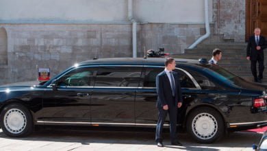 Кортеж и лимузин Путина привезли в Ташкент Лимузин Кортеж Владимира Путина