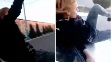 Девушка в Самарканде катается на капоте Нексии