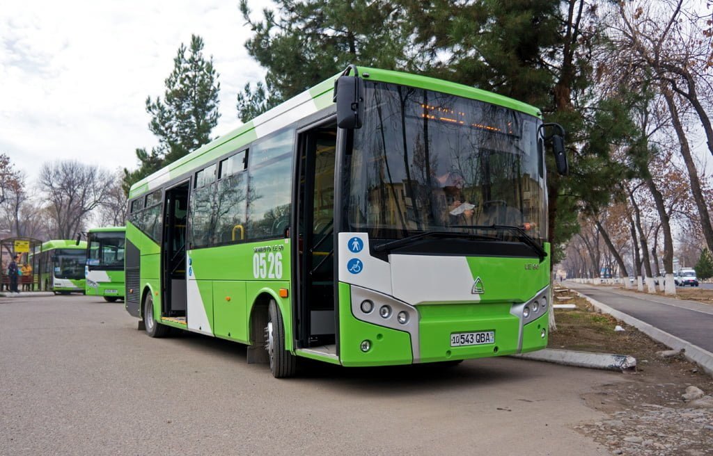 SamAuto SAZ LE60 ISUZU - низкопольный автобус в Ташкенте внешний вид