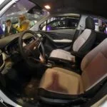 Салон Chevrolet Tracker и интерьер кроссовера GM Uzbekistan