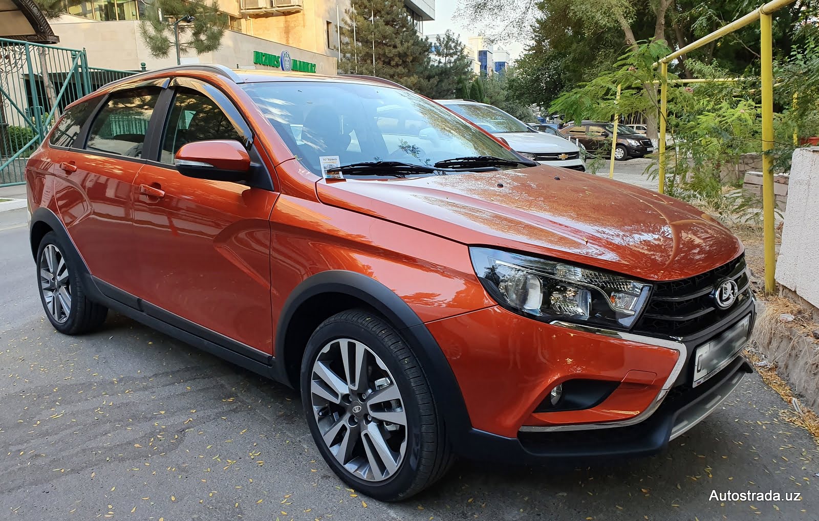 Lada Vesta SW Cross в Ташкенте