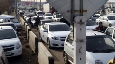 стоянка на базаре вдоль дороги в Ташкенте