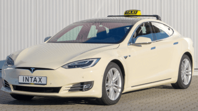 Tesla запустит беспилотное такси в 2020 году Илон Маск рассказал о планах Tesla запустить сервис беспилотного такси в 2020 году