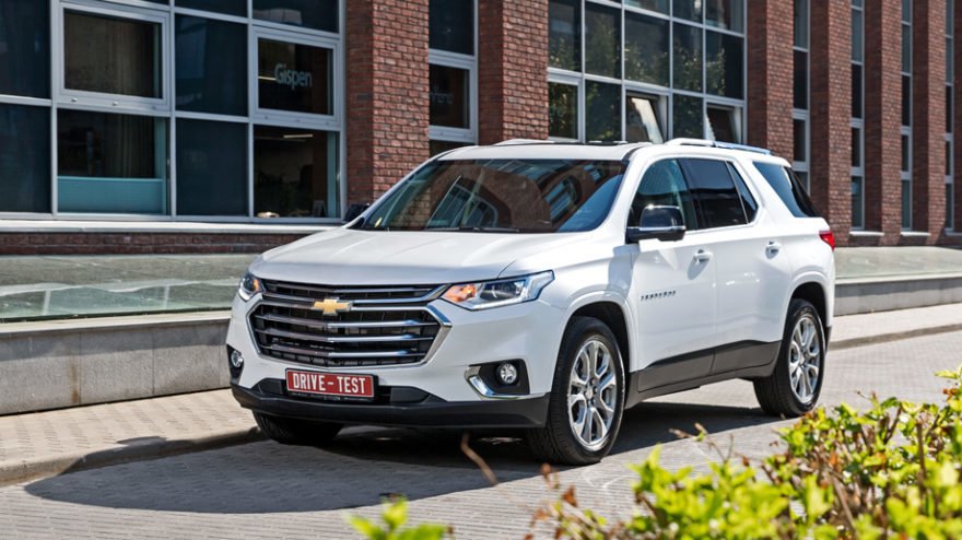 Chevrolet Traverse - комплектация Premier AWD