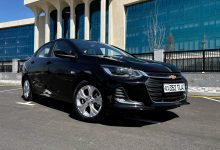 Chevrolet Onix Premier 2
