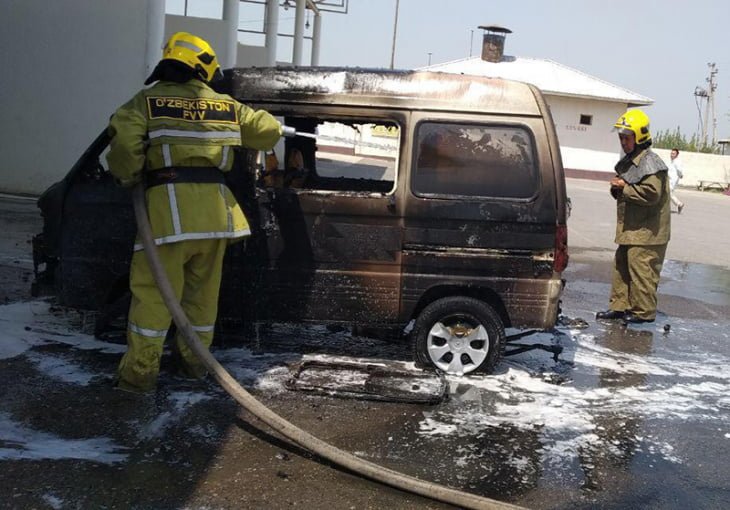 Пожар на газовой заправке в Андижане