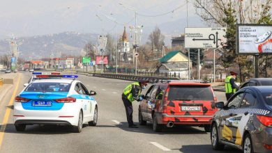 Казахам разрешили не возить с собой права и техпаспорт