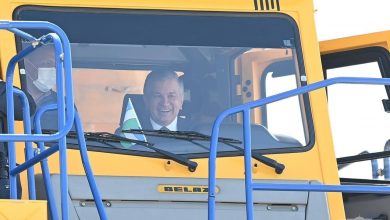 Водитель Белаза на АГМК заработал на дом и Chevrolet Malibu (видео) - 6 Водитель Белаза на АГМК заработал на дом и Chevrolet Malibu (видео) - 3