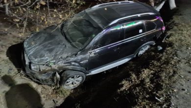 Captiva районного хокима в Кашкадарье вылетела с трассы из-за превышения скорости