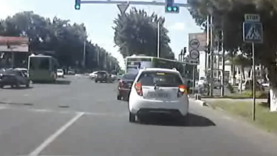 Видео: Spark врезался в Lacetti - авария произошла в Ташкенте Lacetti не пропустила Spark на перекрестке у Алайского рынка