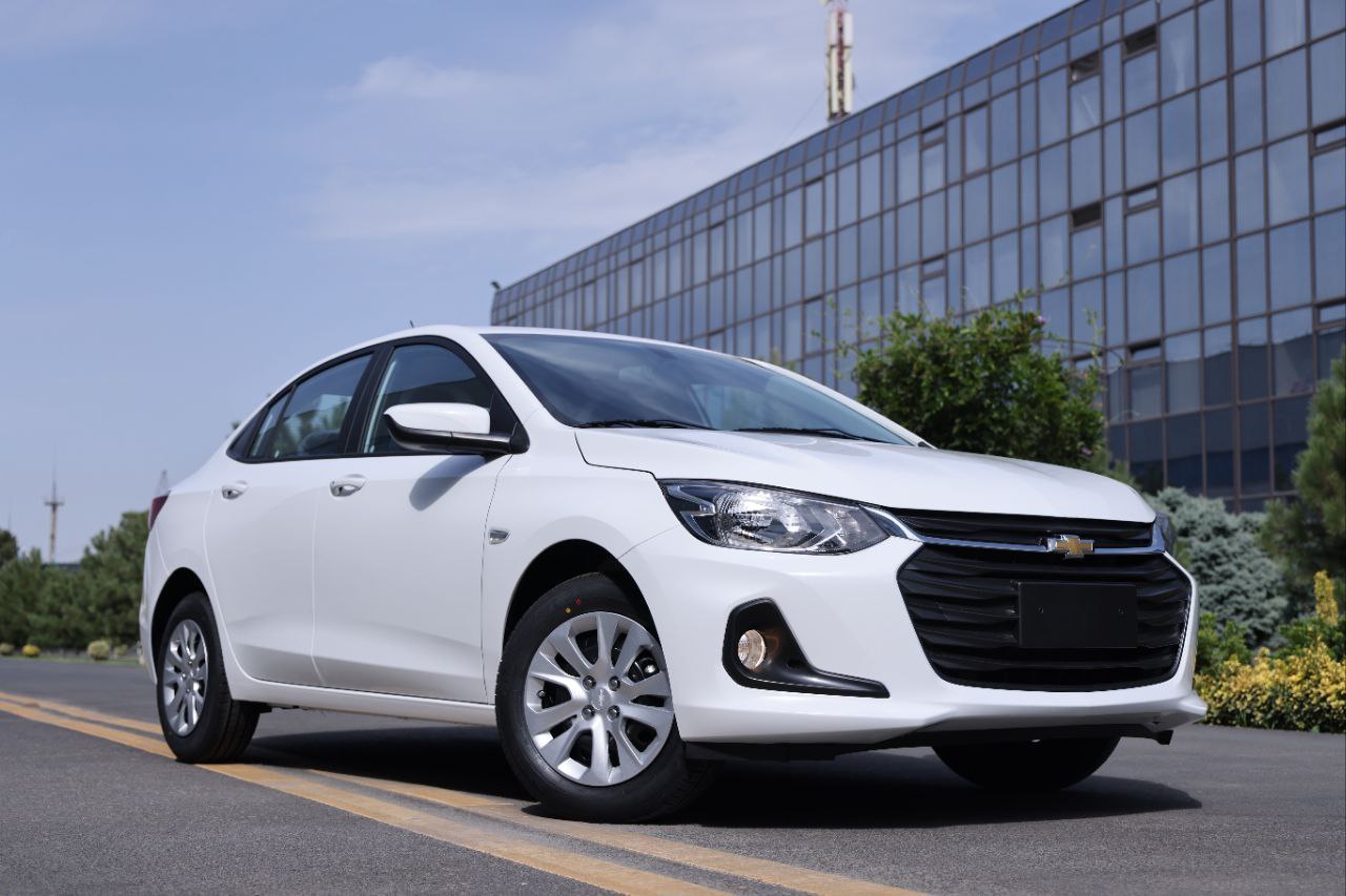 На заводе UzAuto Motors собрали первый Chevrolet Onix