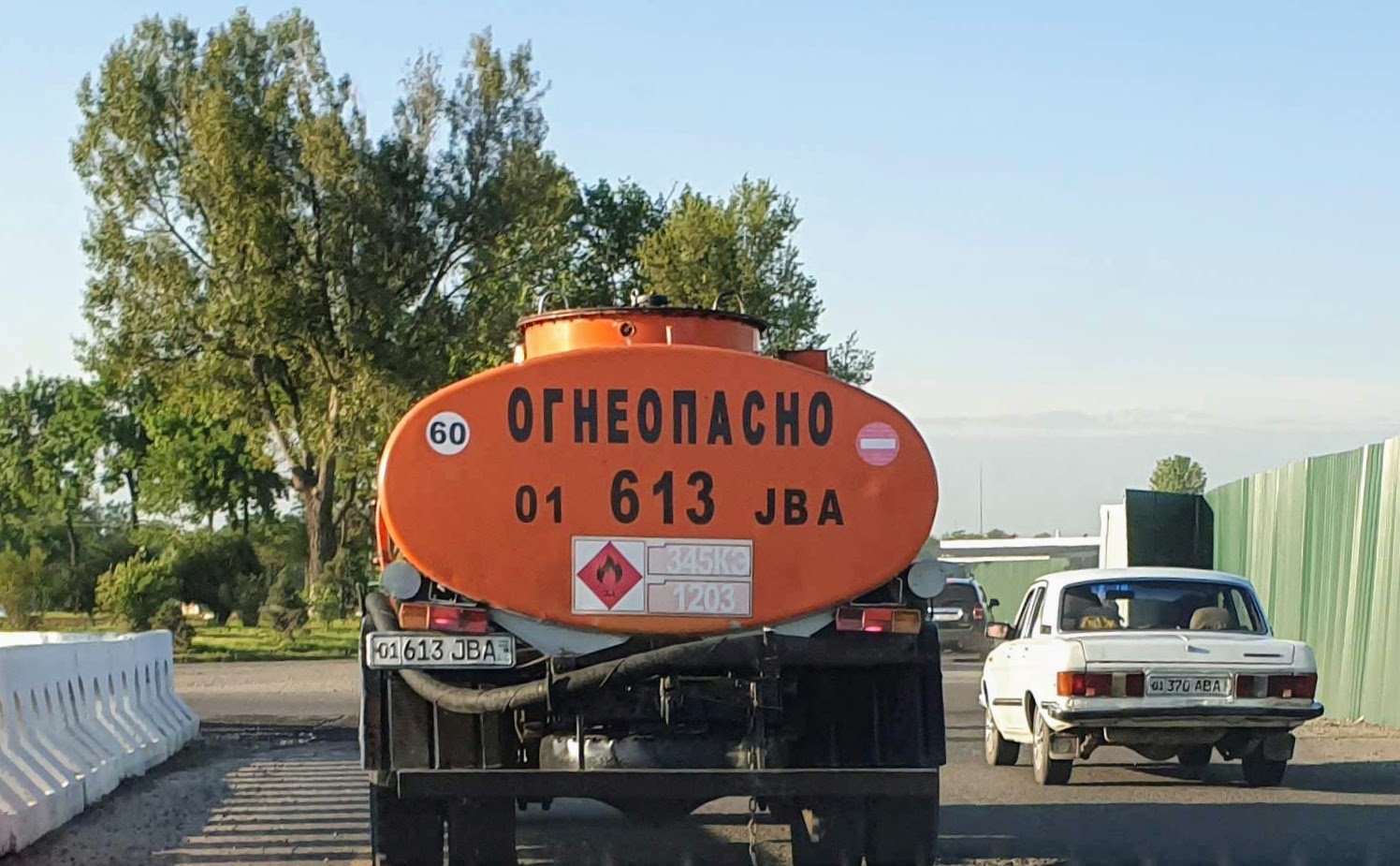 Бензовоз в Узбекистане