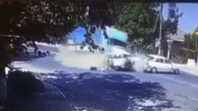 Грузовик без тормозов протаранил две машины в Андижане, есть погибшие Грузовик без тормозов протаранил две машины в Андижане, есть погибшие