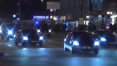 Кортеж Зеленского попал в ДТП в центре Киева: видео с места аварии