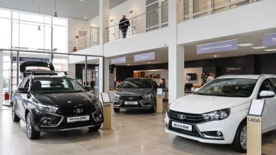 Продажи автомобилей в России сократились на 60%