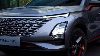Omoda C5 появится в Узбекистане 3D решетка радиатора, полностью светодиотная оптика и яркие акценты на кузове придают кроссоверу Omoda 5 стильный облик