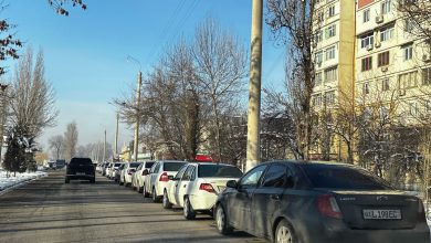 Очередь за бензином длинной в 2 км в Ташкенте