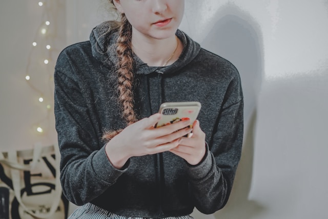Выбор первого смартфона для ребенка: 5 главных критериев Выбор первого смартфона для ребенка: 5 главных критериев