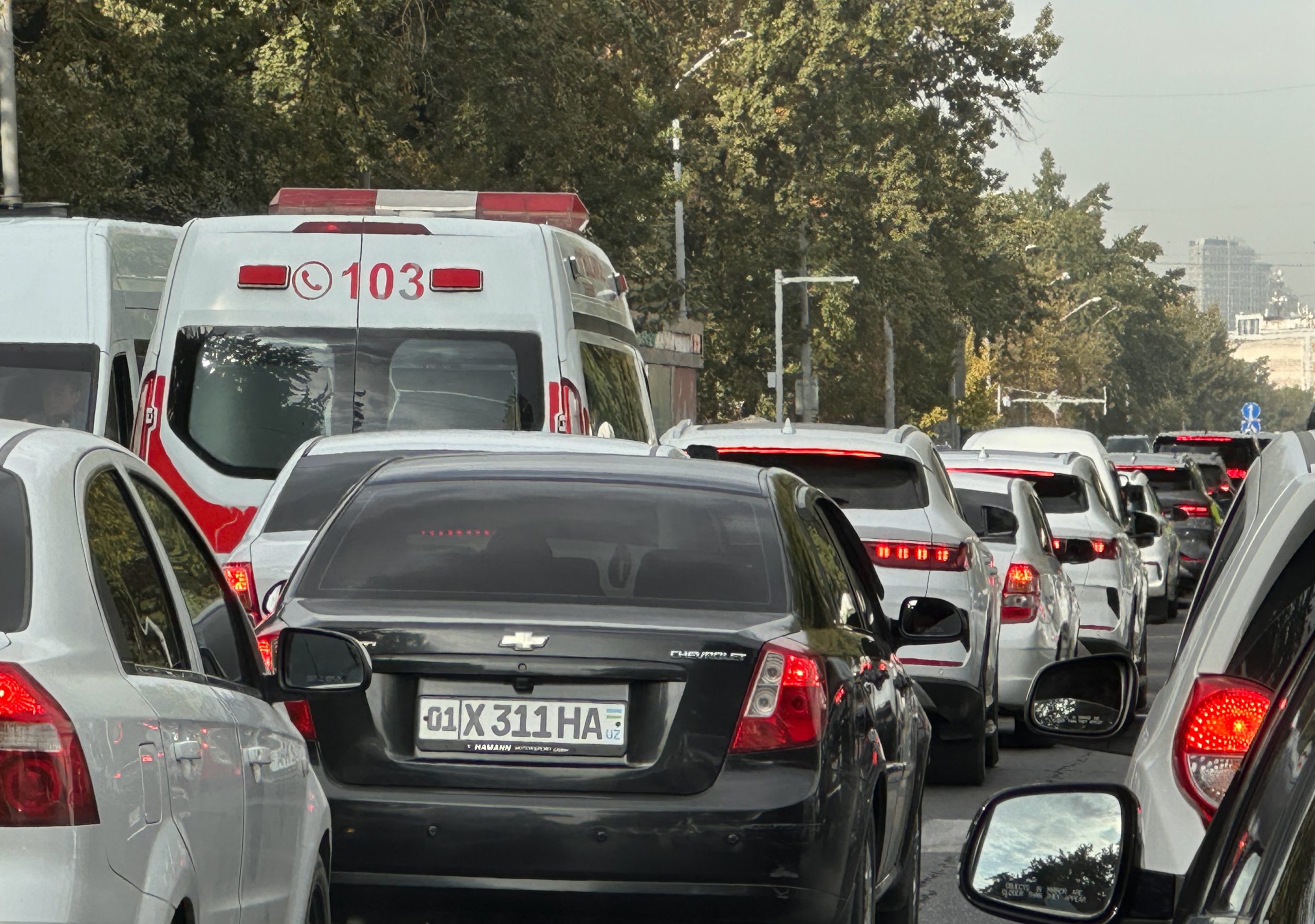 Движение автомобилей в Ташкенте ограничат по системе четных и нечетных дней Движение автомобилей в Ташкенте ограничат по системе четных и нечетных дней