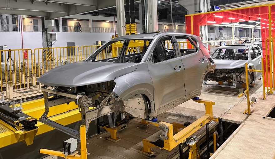 ADM Jizzakh: как производят автомобили в Узбекистане - 5 Кузов Kia Sonet перед отправкой в покрасочный цех