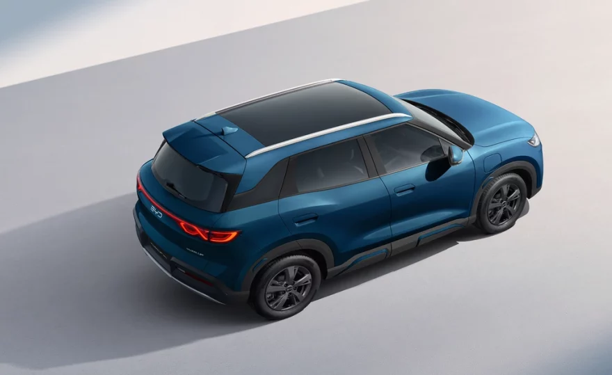 Гибридный BYD Yuan Up DM-i поступит в продажу 26 марта - 2