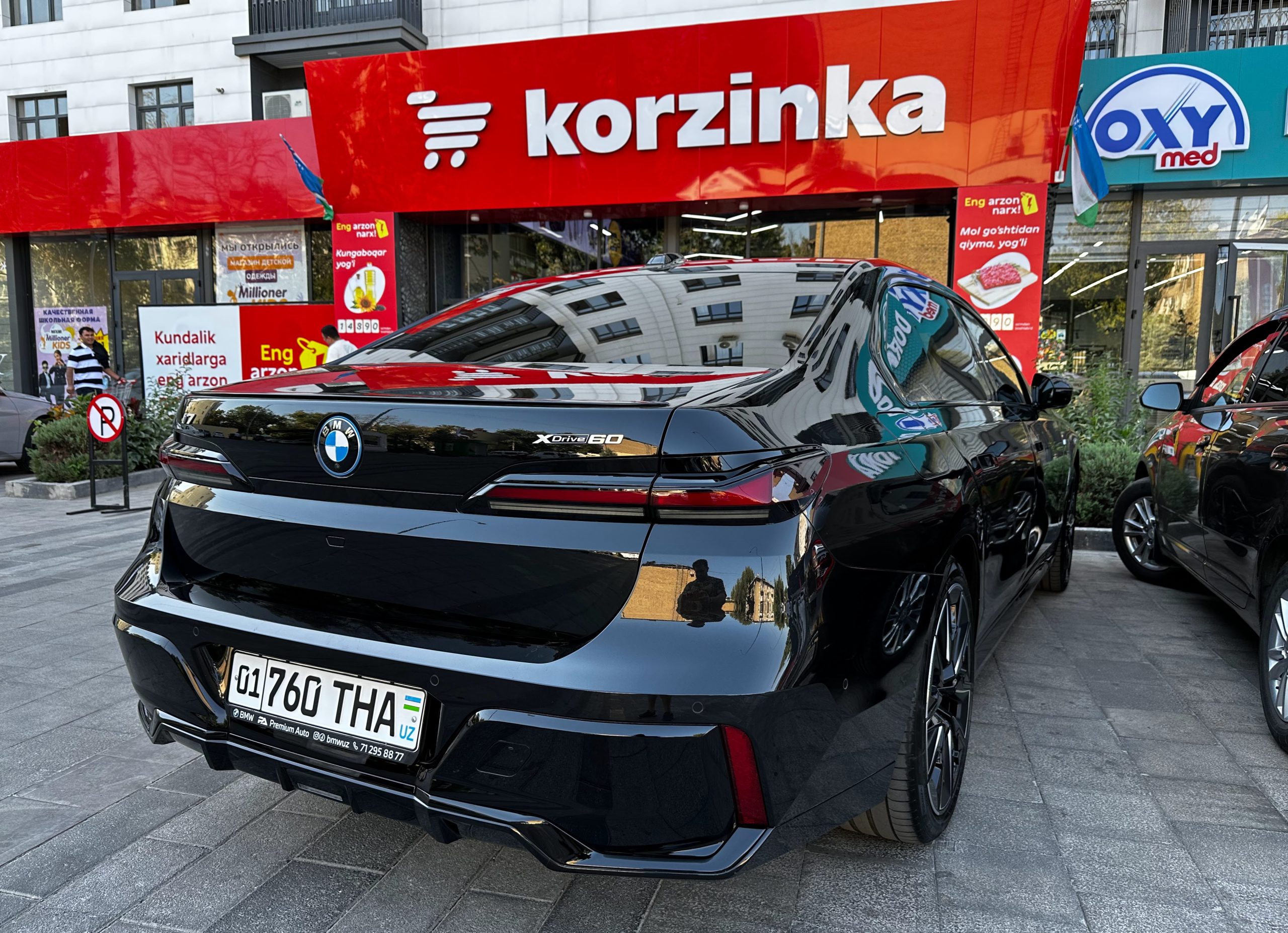 Korzinka будет содержать платные парковки у своих магазинов - 8 Korzinka будет содержать платные парковки у своих магазинов - 5