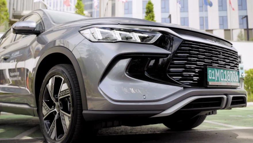 Фары и решетка радиатора BYD Song Pro