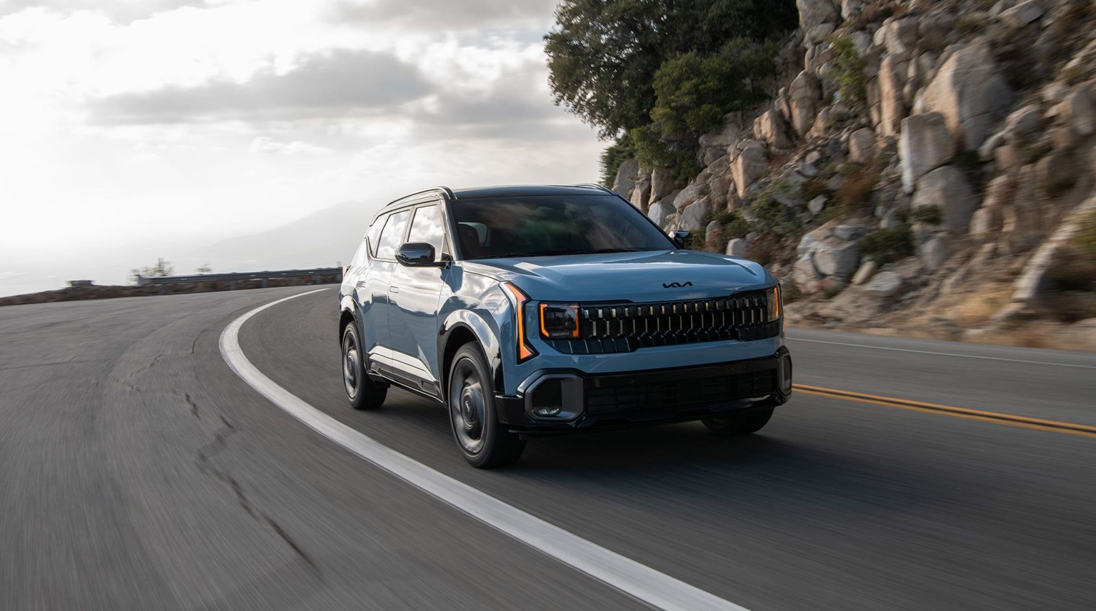 Новый Kia Seltos в Узбекистане - 4 Новый Kia Seltos на дороге