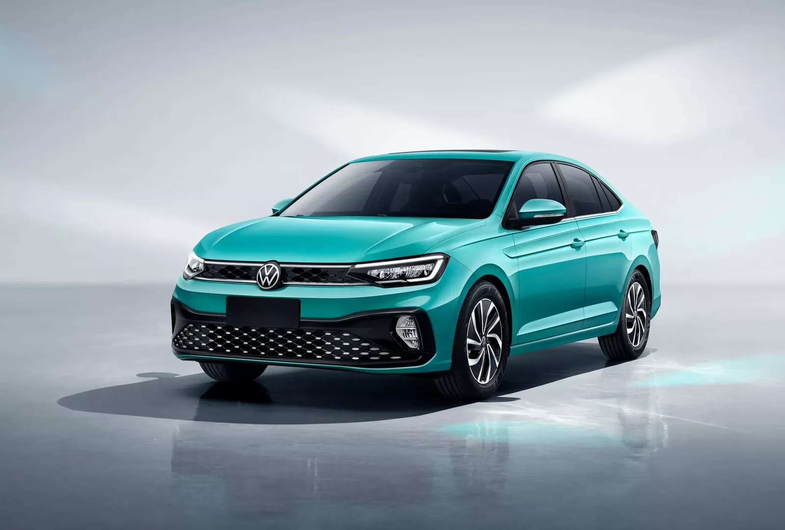 Volkswagen Lavida XR в Узбекистане: цена, сравнение комплектаций и технические характеристики - 1 Volkswagen Lavida XR, вид спереди
